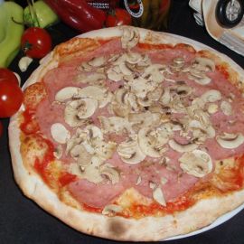 Pizza Regina